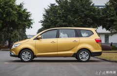 车身尺寸是4568m785mm/1735mm